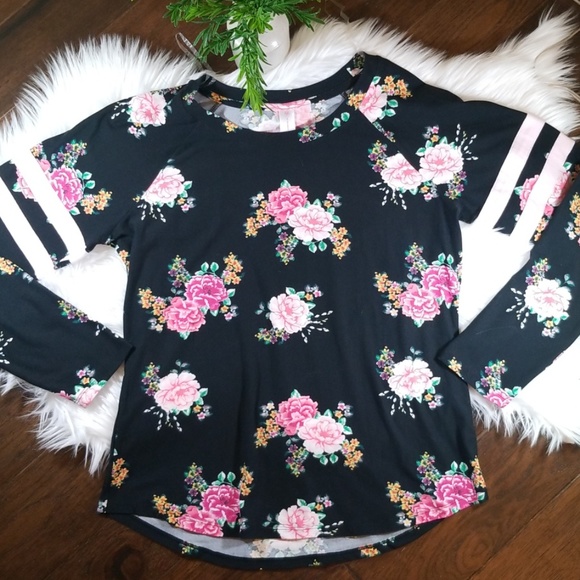 No Boundaries Tops - No Boundaries Floral Shirt | sz XXL | pink